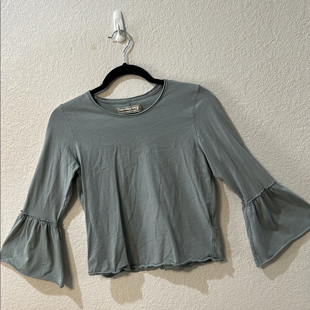 Abercrombie & Fitch top